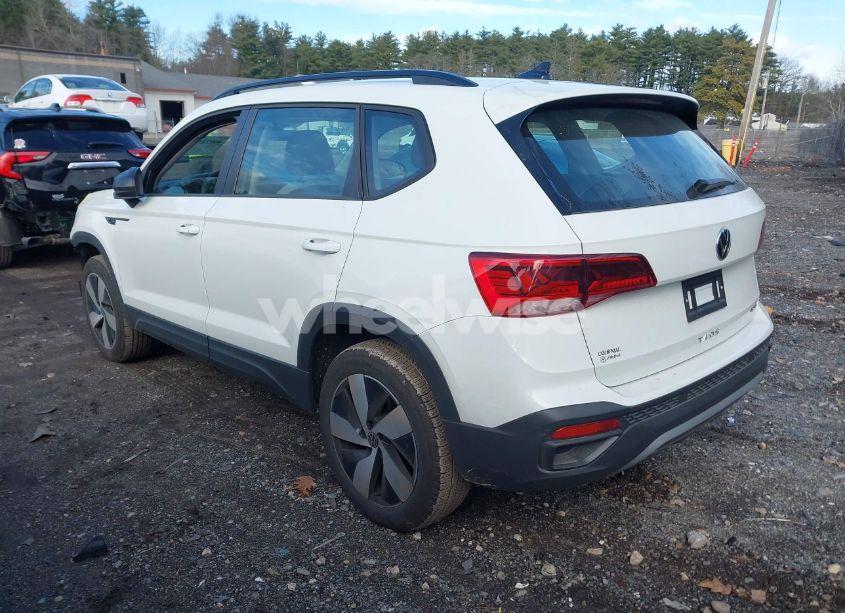 Photo 3 of 2024 Volkswagen Taos 1.5T S (VIN 3VV8X7B28RM069925)