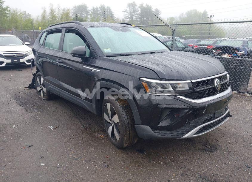 2024 Volkswagen Taos 1.5T S (VIN 3VV8X7B28RM123143) main photo