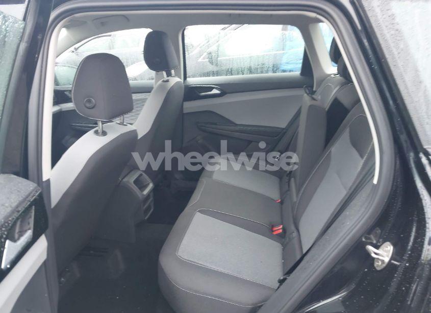 Photo 8 of 2024 Volkswagen Taos 1.5T S (VIN 3VV8X7B28RM123143)