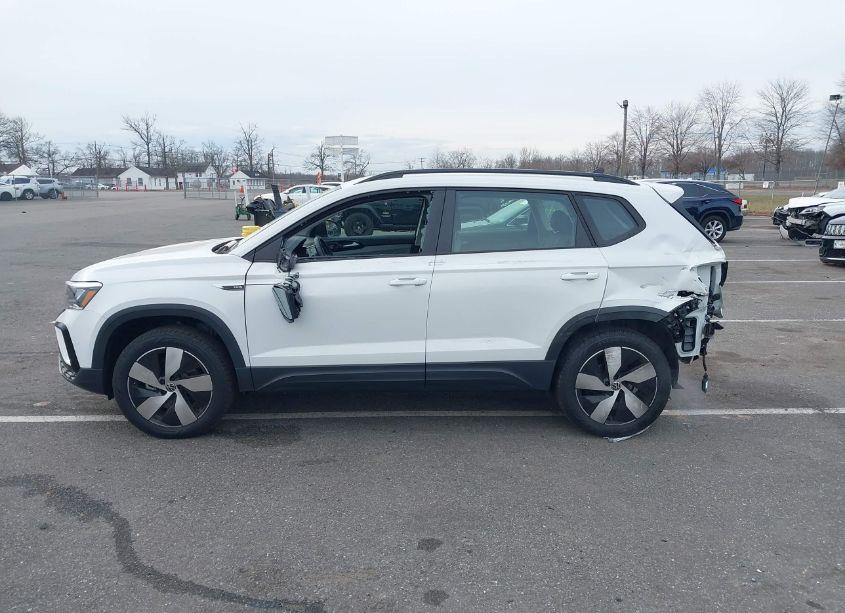 Photo 14 of 2024 Volkswagen Taos 1.5T S (VIN 3VV8X7B29RM029613)