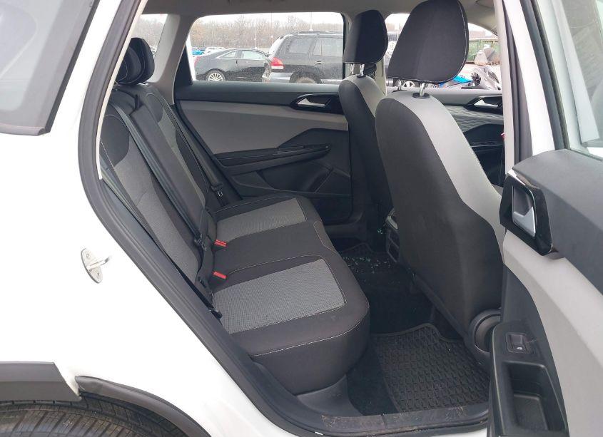 Photo 8 of 2024 Volkswagen Taos 1.5T S (VIN 3VV8X7B29RM029613)