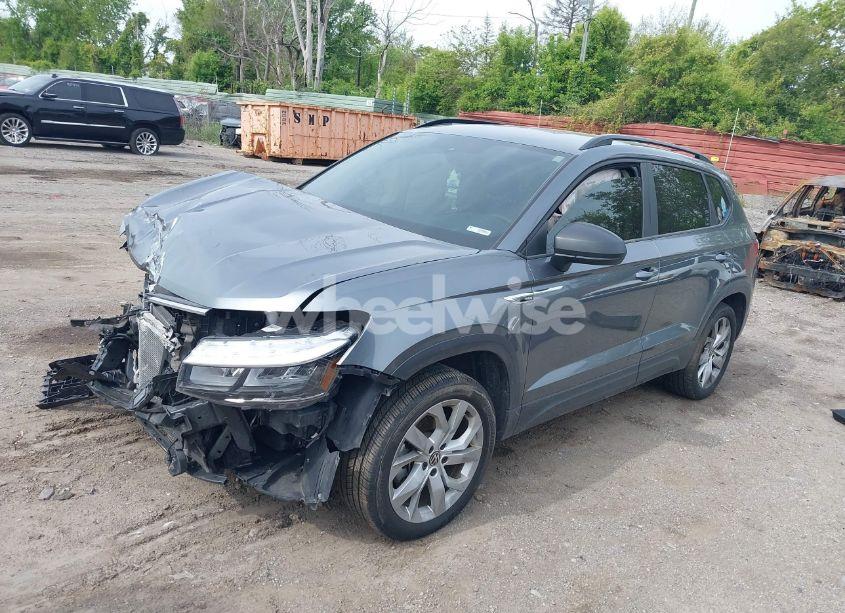 Photo 2 of 2023 Volkswagen Taos 1.5T S (VIN 3VVAX7B21PM302834)