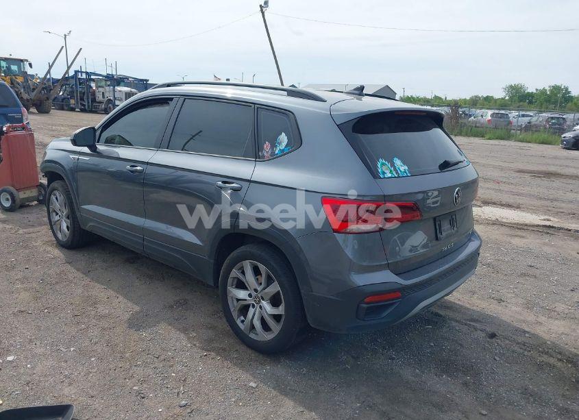 Photo 3 of 2023 Volkswagen Taos 1.5T S (VIN 3VVAX7B21PM302834)