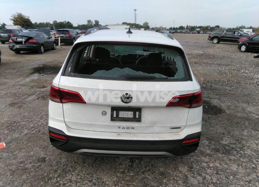 Photo 16 of 2022 Volkswagen Taos 1.5T S (VIN 3VVAX7B26NM078098)