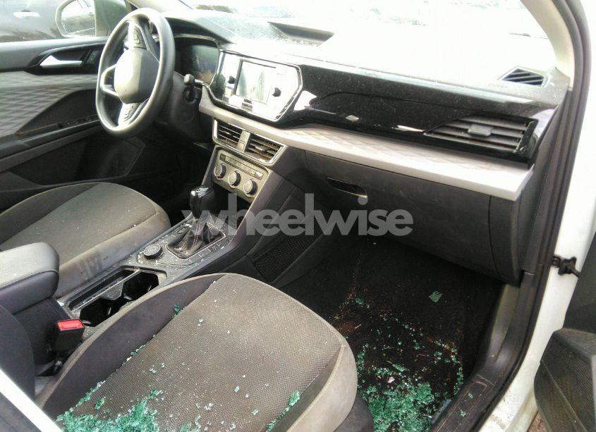 Photo 5 of 2022 Volkswagen Taos 1.5T S (VIN 3VVAX7B26NM078098)