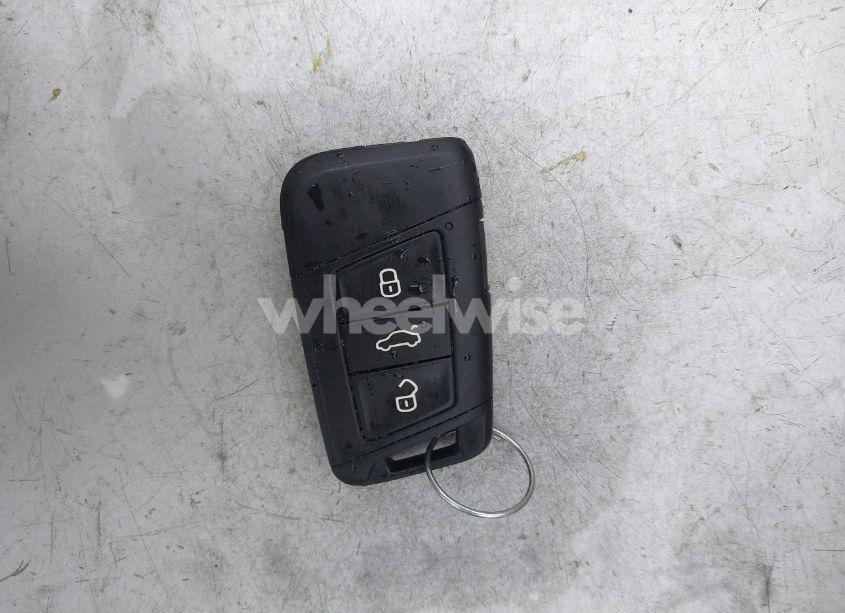 Photo 11 of 2022 Volkswagen Taos 1.5T S (VIN 3VVAX7B28NM041120)