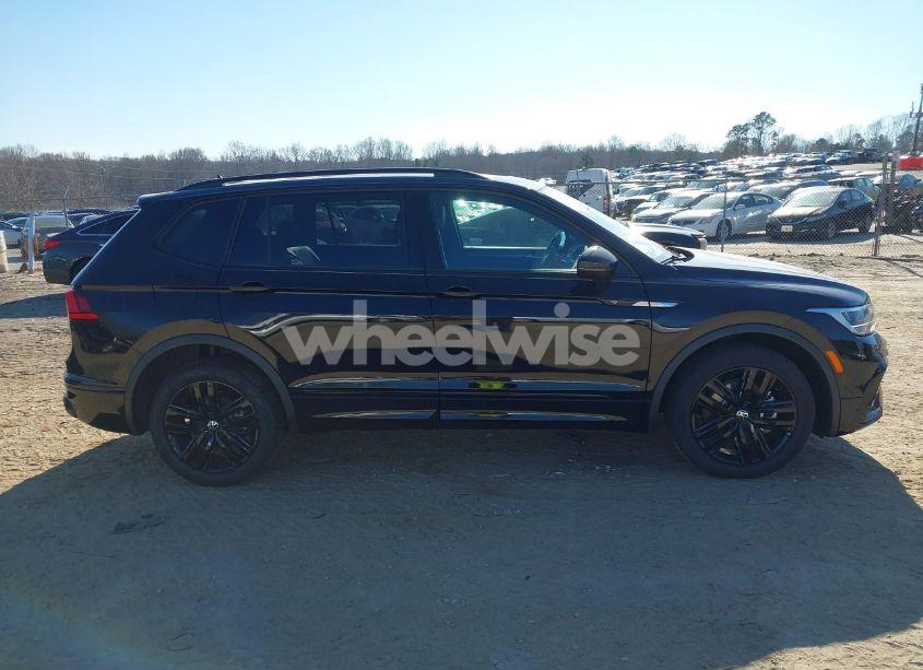 Photo 14 of 2022 Volkswagen Tiguan 2.0T SE R-LINE BLACK (VIN 3VVCB7AX1NM084993)