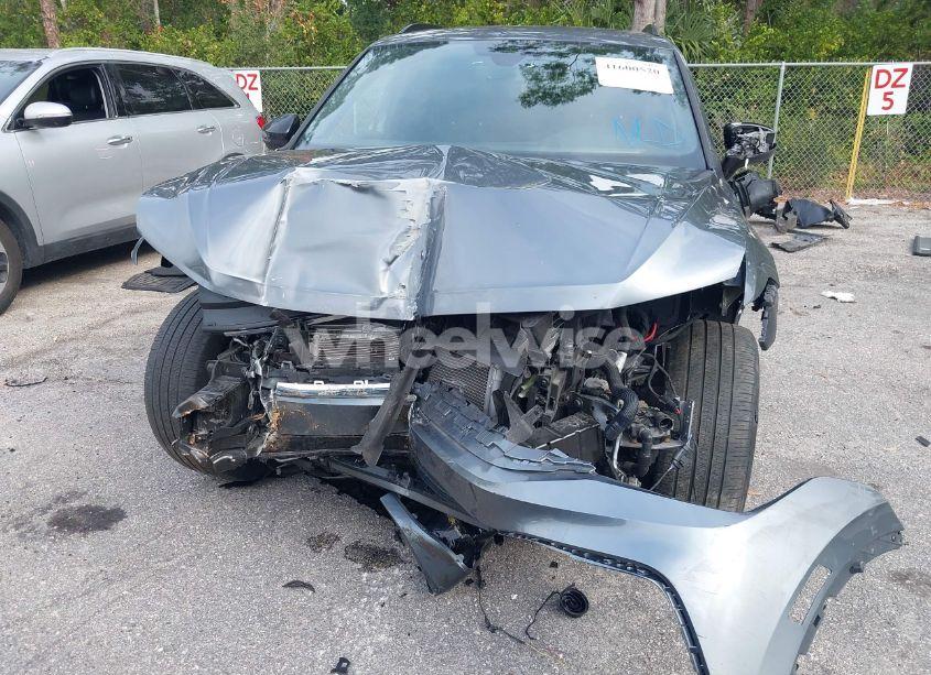 Photo 6 of 2023 Volkswagen Tiguan 2.0T SE R-LINE BLACK (VIN 3VVCB7AX1PM099075)