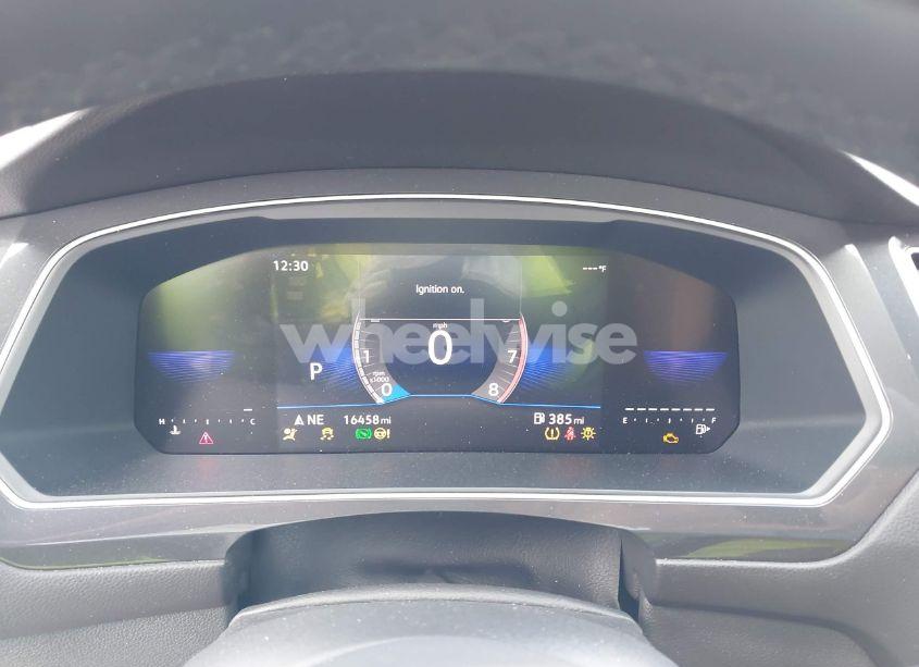 Photo 7 of 2024 Volkswagen Tiguan 2.0T SE R-LINE BLACK (VIN 3VVCB7AX1RM037369)