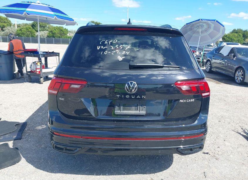 Photo 17 of 2023 Volkswagen Tiguan 2.0T SE R-LINE BLACK (VIN 3VVCB7AX4PM082657)
