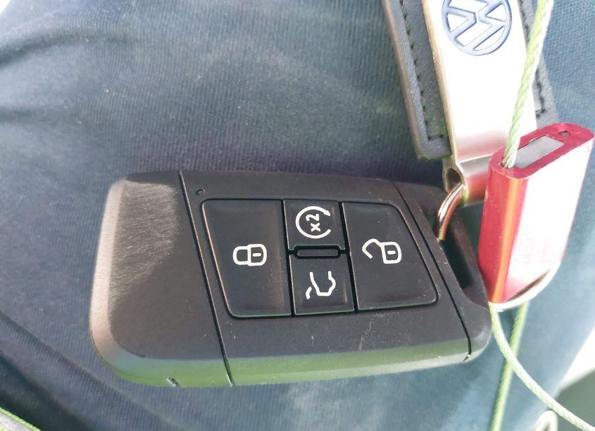 Photo 11 of 2023 Volkswagen Tiguan 2.0T SE R-LINE BLACK (VIN 3VVCB7AX6PM120535)