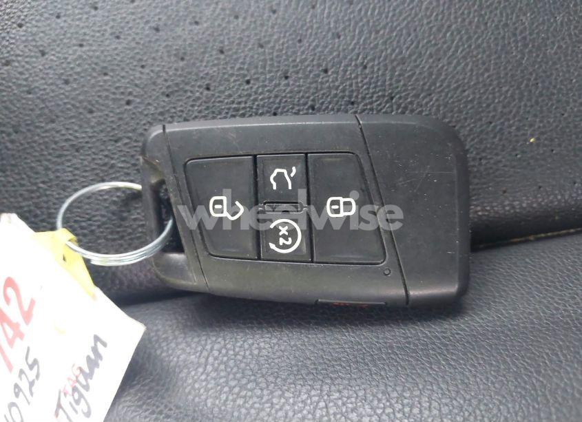 Photo 11 of 2023 Volkswagen Tiguan 2.0T SE R-LINE BLACK (VIN 3VVCB7AX6PM132085)