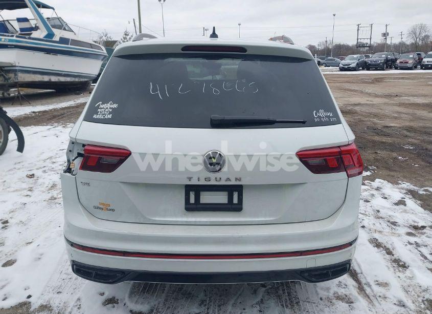 Photo 17 of 2023 Volkswagen Tiguan 2.0T SE R-LINE BLACK (VIN 3VVCB7AX6PM132085)