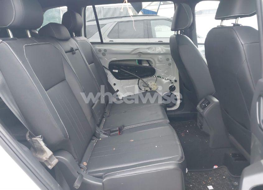 Photo 8 of 2023 Volkswagen Tiguan 2.0T SE R-LINE BLACK (VIN 3VVCB7AX6PM132085)