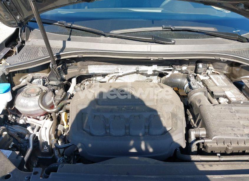 Photo 10 of 2023 Volkswagen Tiguan 2.0T SE R-LINE BLACK (VIN 3VVCB7AX7PM132001)