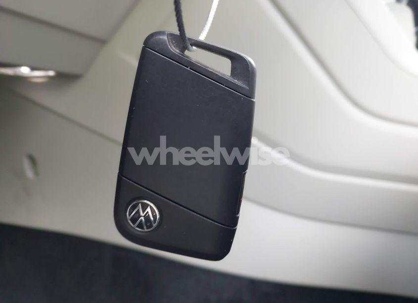 Photo 11 of 2024 Volkswagen Tiguan 2.0T SE R-LINE BLACK (VIN 3VVCB7AX7RM058145)