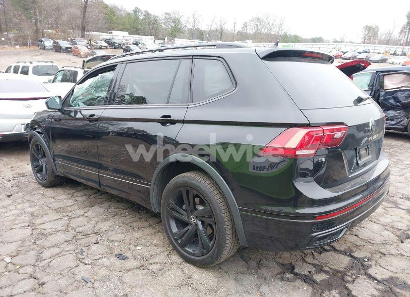 Photo 14 of 2024 Volkswagen Tiguan 2.0T SE R-LINE BLACK (VIN 3VVCB7AX7RM058145)