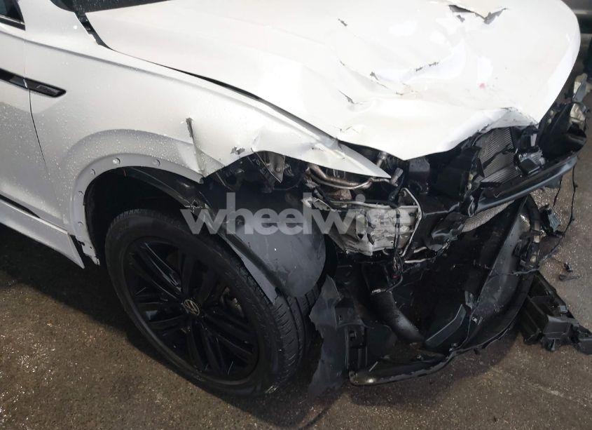 Photo 17 of 2022 Volkswagen Tiguan 2.0T SE R-LINE BLACK (VIN 3VVCB7AX8NM139424)