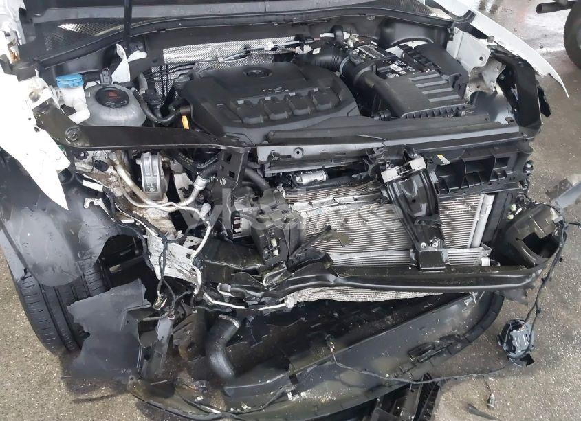 Photo 6 of 2022 Volkswagen Tiguan 2.0T SE R-LINE BLACK (VIN 3VVCB7AX8NM139424)