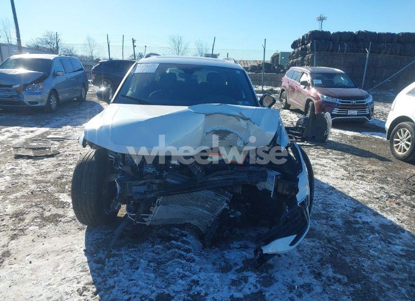 Photo 13 of 2023 Volkswagen Tiguan 2.0T SE R-LINE BLACK (VIN 3VVCB7AX8PM141998)