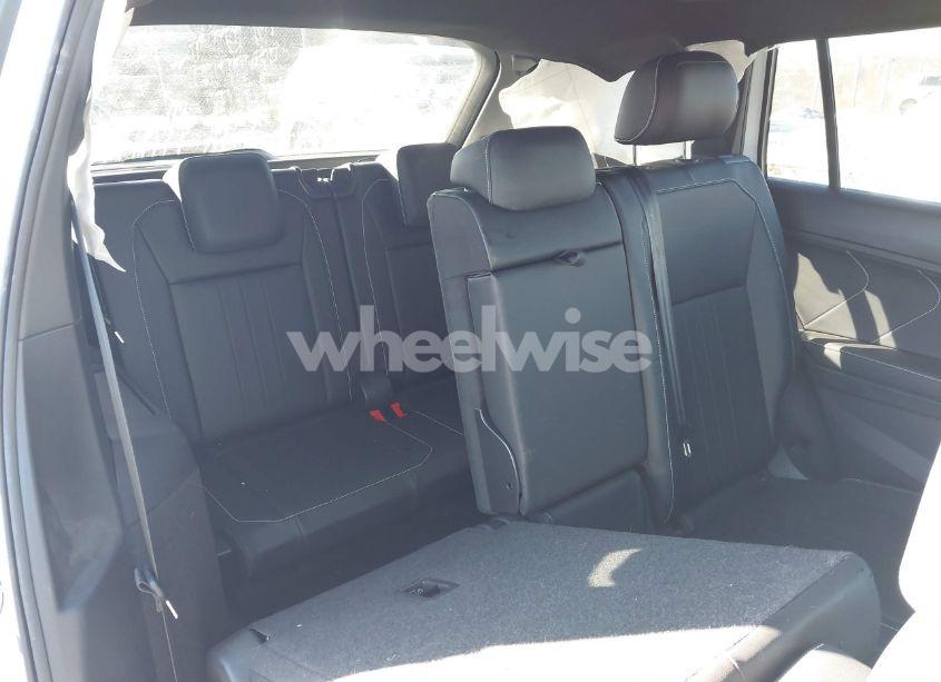 Photo 8 of 2023 Volkswagen Tiguan 2.0T SE R-LINE BLACK (VIN 3VVCB7AX8PM141998)