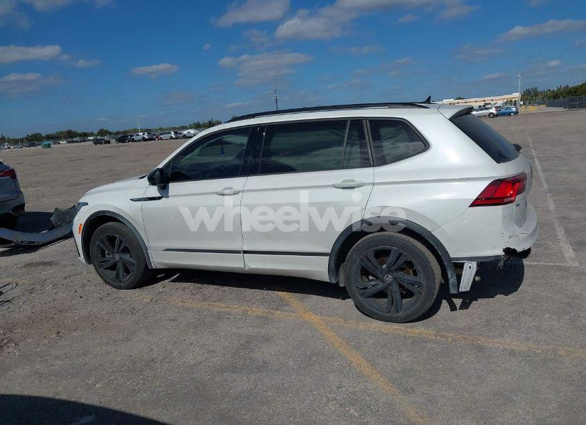 Photo 14 of 2024 Volkswagen Tiguan (VIN 3VVCB7AX8RM064505)