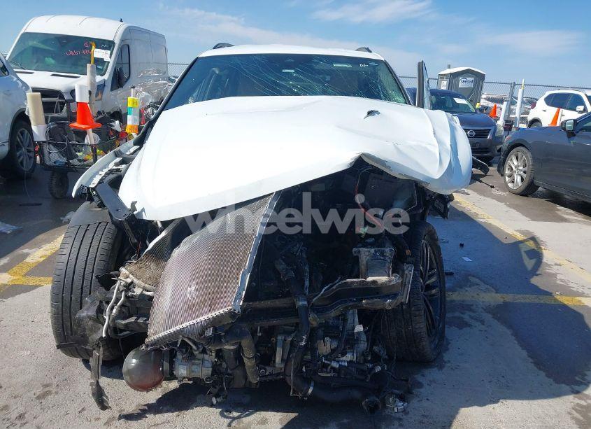 Photo 12 of 2022 Volkswagen Tiguan 2.0T SE R-LINE BLACK (VIN 3VVCB7AX9NM009779)