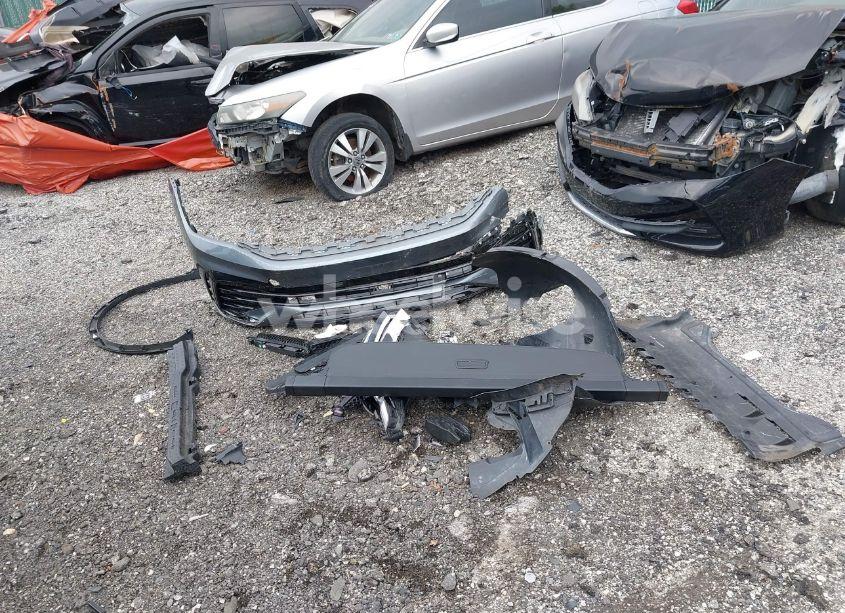 Photo 12 of 2022 Volkswagen Tiguan 2.0T SE R-LINE BLACK (VIN 3VVCB7AX9NM014741)