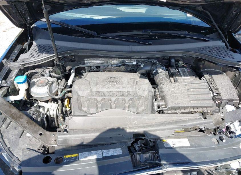 Photo 10 of 2022 Volkswagen Tiguan 2.0T SE R-LINE BLACK (VIN 3VVCB7AX9NM054351)