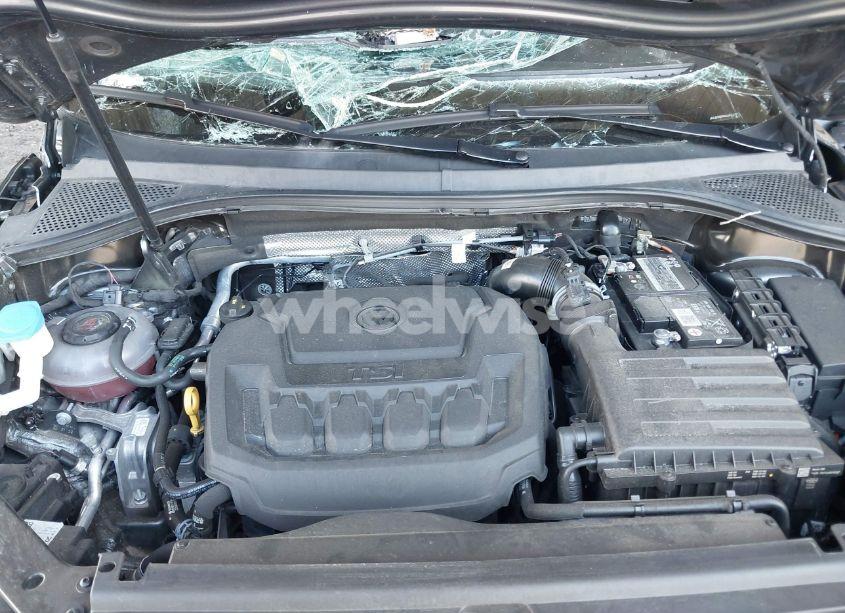 Photo 10 of 2022 Volkswagen Tiguan 2.0T SE R-LINE BLACK (VIN 3VVCB7AXXNM091425)