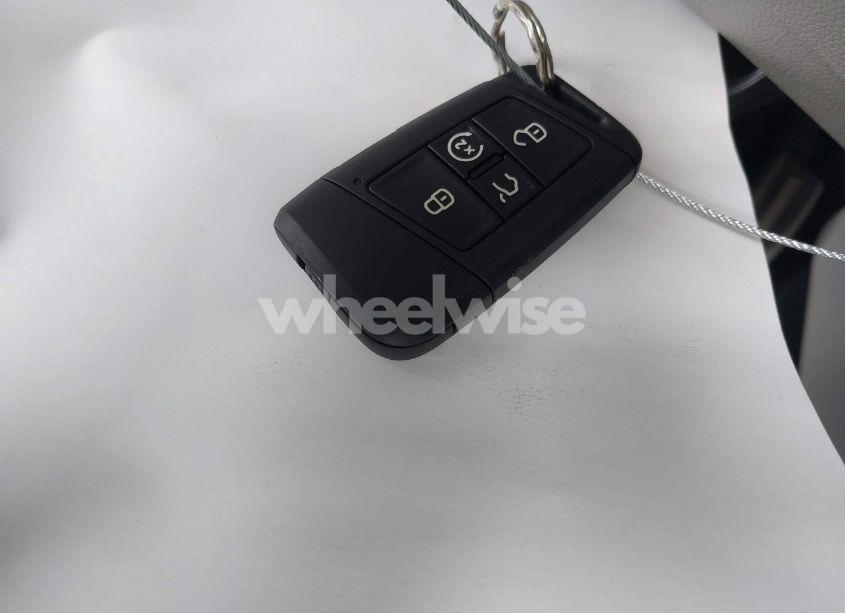 Photo 11 of 2023 Volkswagen Tiguan 2.0T SE R-LINE BLACK (VIN 3VVCB7AXXPM094621)