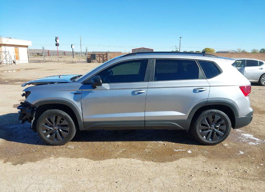 Photo 15 of 2022 Volkswagen Taos 1.5T S (VIN 3VVCX7B20NM079269)