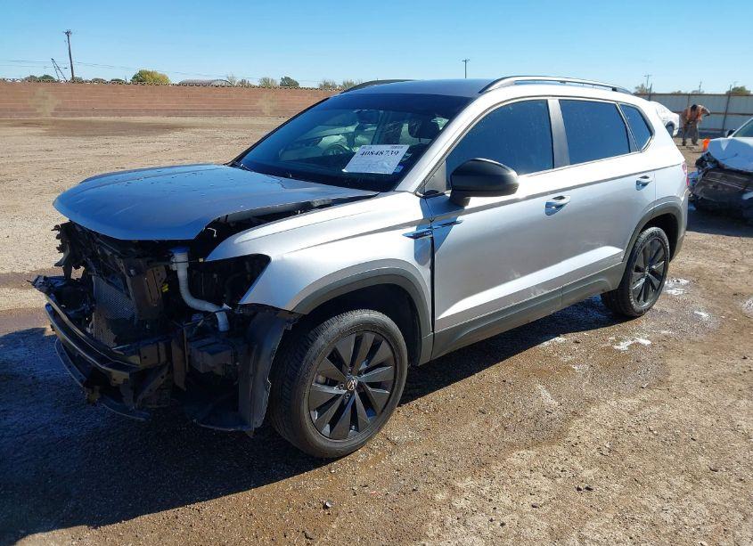 Photo 2 of 2022 Volkswagen Taos 1.5T S (VIN 3VVCX7B20NM079269)