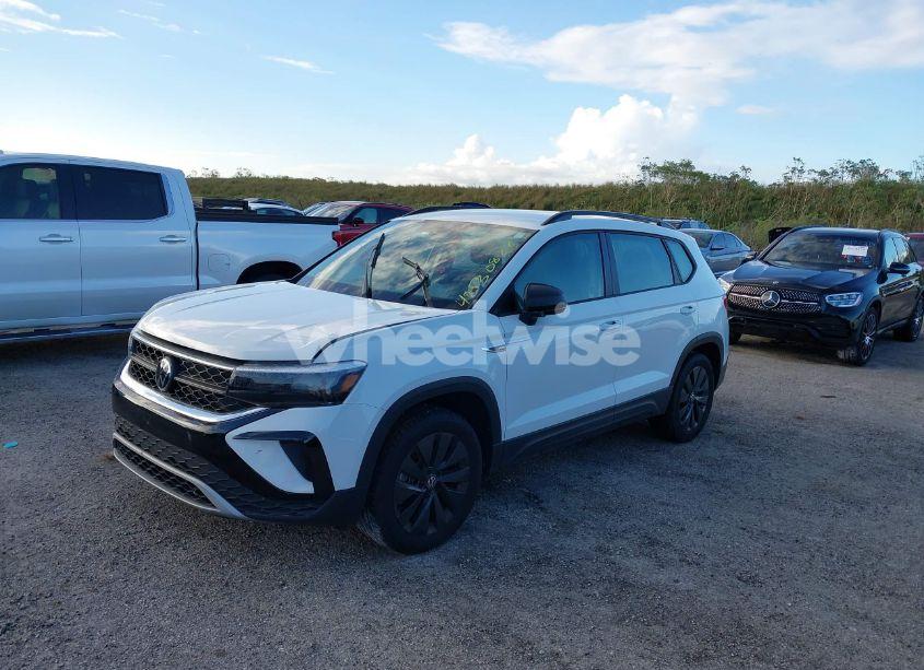 Photo 2 of 2023 Volkswagen Taos 1.5T S (VIN 3VVCX7B20PM366954)