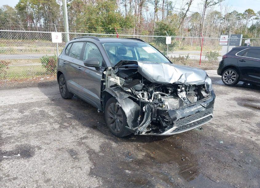 2022 Volkswagen Taos 1.5T S (VIN 3VVCX7B21NM066126) main photo