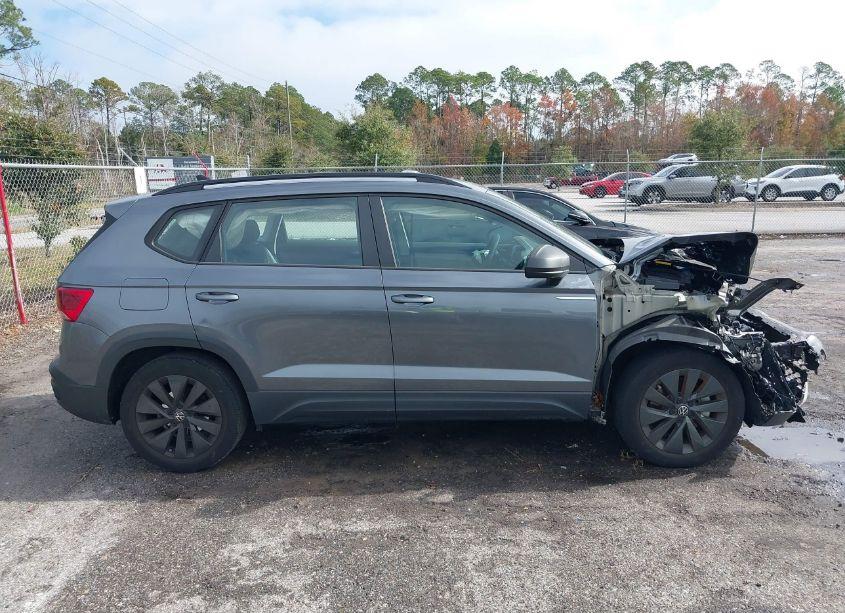 Photo 14 of 2022 Volkswagen Taos 1.5T S (VIN 3VVCX7B21NM066126)