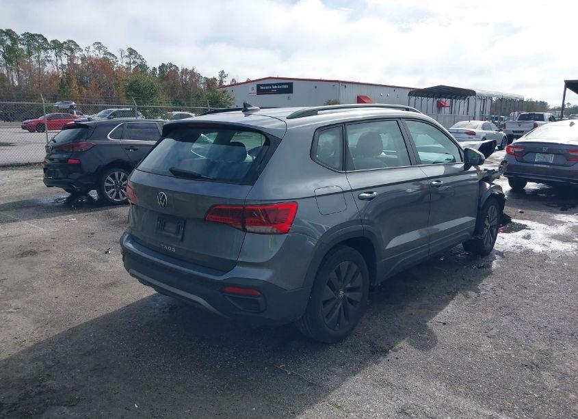 Photo 4 of 2022 Volkswagen Taos 1.5T S (VIN 3VVCX7B21NM066126)