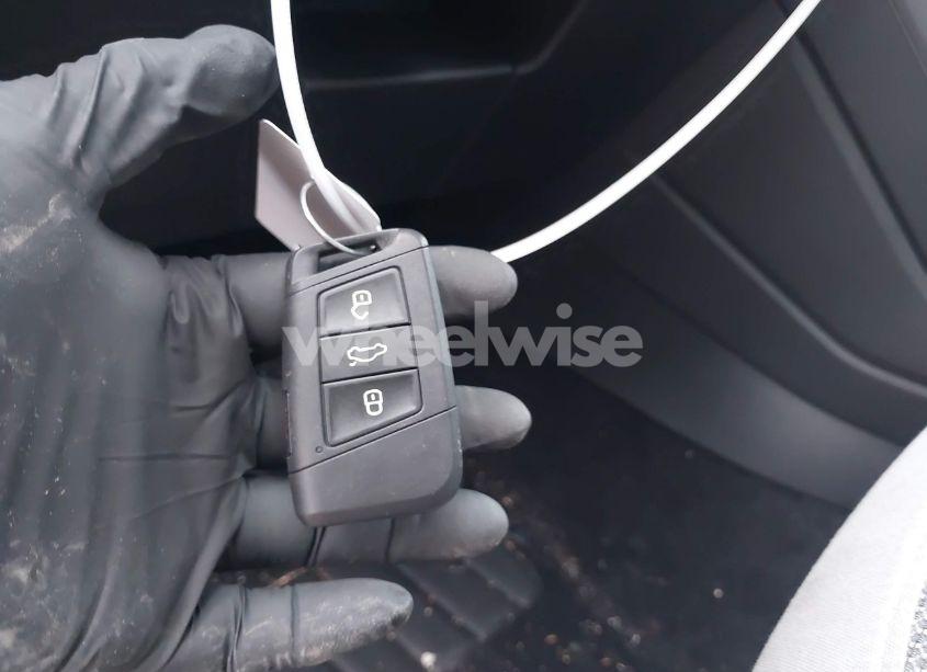 Photo 11 of 2022 Volkswagen Taos 1.5T S (VIN 3VVCX7B22NM000734)