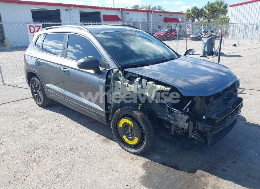 2022 Volkswagen Taos 1.5T S (VIN 3VVCX7B22NM028047) main photo