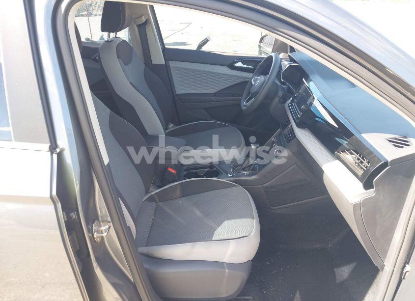 Photo 5 of 2022 Volkswagen Taos 1.5T S (VIN 3VVCX7B22NM028047)