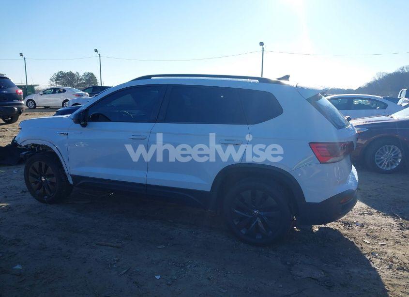 Photo 15 of 2022 Volkswagen Taos 1.5T S (VIN 3VVCX7B22NM077782)