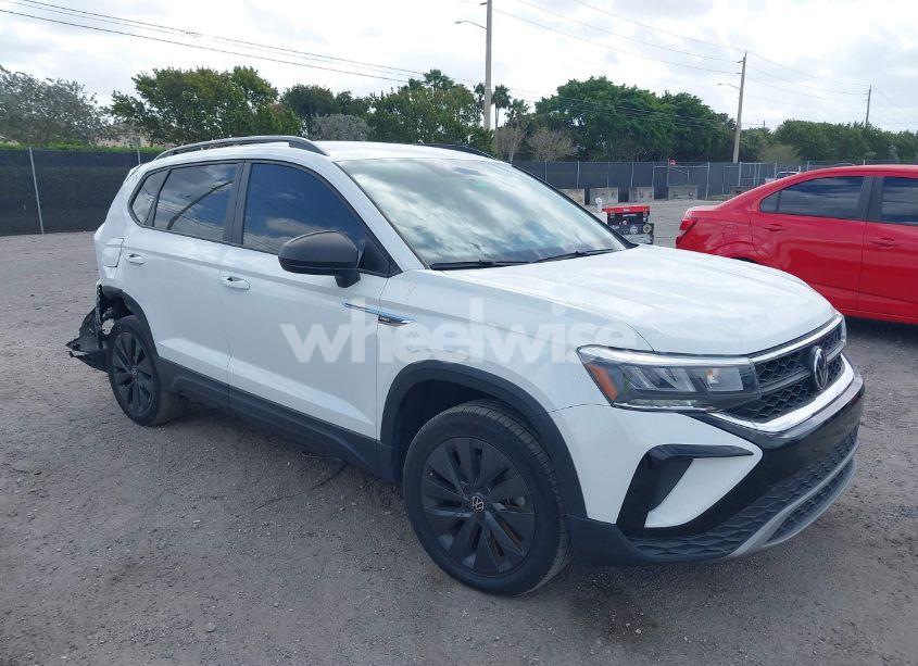 2022 Volkswagen Taos 1.5T S (VIN 3VVCX7B23NM000788) main photo