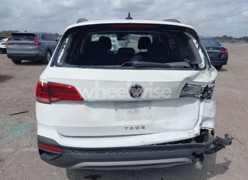Photo 6 of 2022 Volkswagen Taos 1.5T S (VIN 3VVCX7B23NM000788)