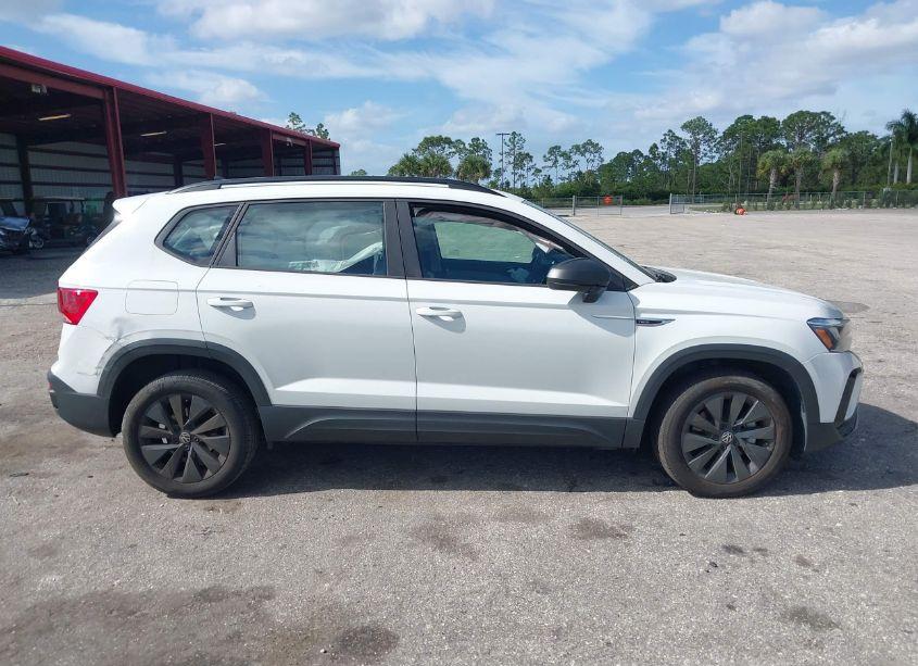 Photo 13 of 2023 Volkswagen Taos 1.5T S (VIN 3VVCX7B23PM342678)