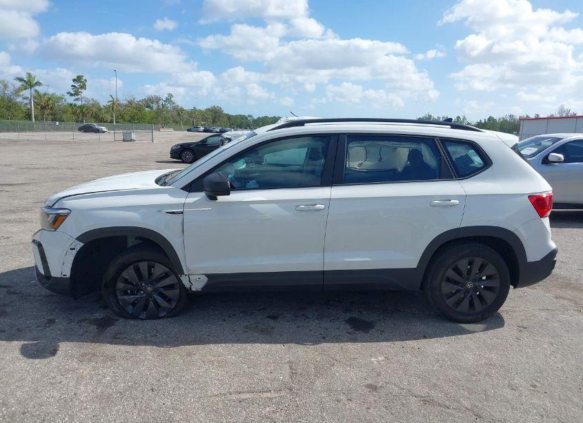 Photo 14 of 2023 Volkswagen Taos 1.5T S (VIN 3VVCX7B23PM342678)