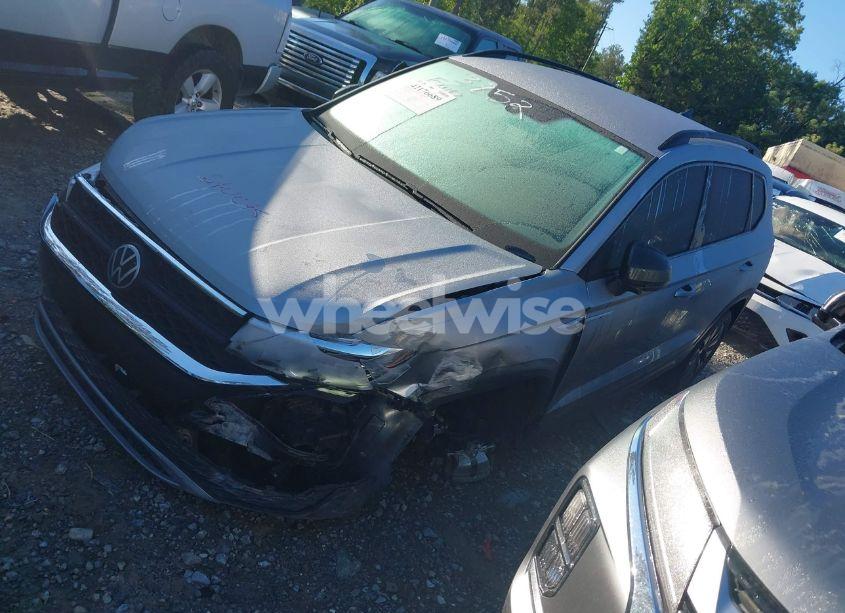 Photo 2 of 2023 Volkswagen Taos 1.5T S (VIN 3VVCX7B24PM379237)