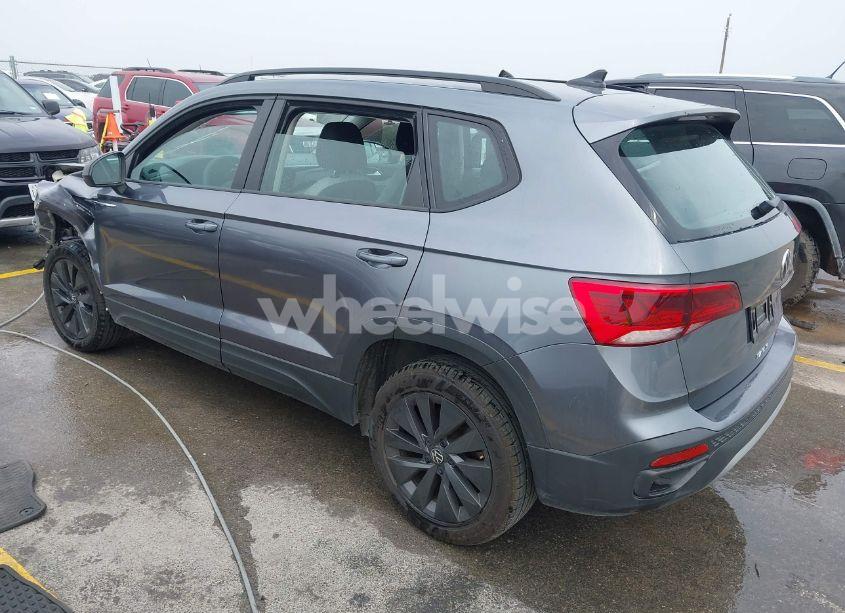Photo 3 of 2022 Volkswagen Taos 1.5T S (VIN 3VVCX7B25NM051192)