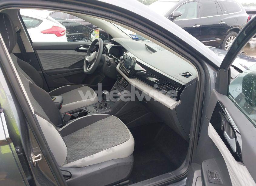 Photo 5 of 2022 Volkswagen Taos 1.5T S (VIN 3VVCX7B25NM051192)