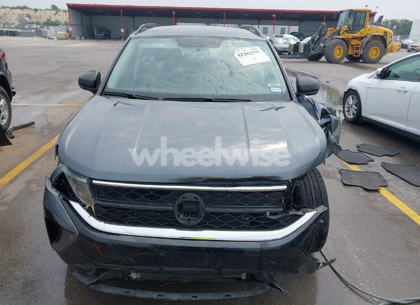 Photo 6 of 2022 Volkswagen Taos 1.5T S (VIN 3VVCX7B25NM051192)