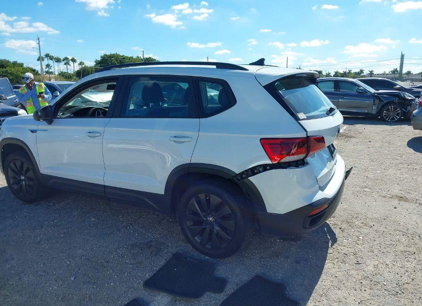 Photo 14 of 2022 Volkswagen Taos 1.5T S (VIN 3VVCX7B25NM078666)